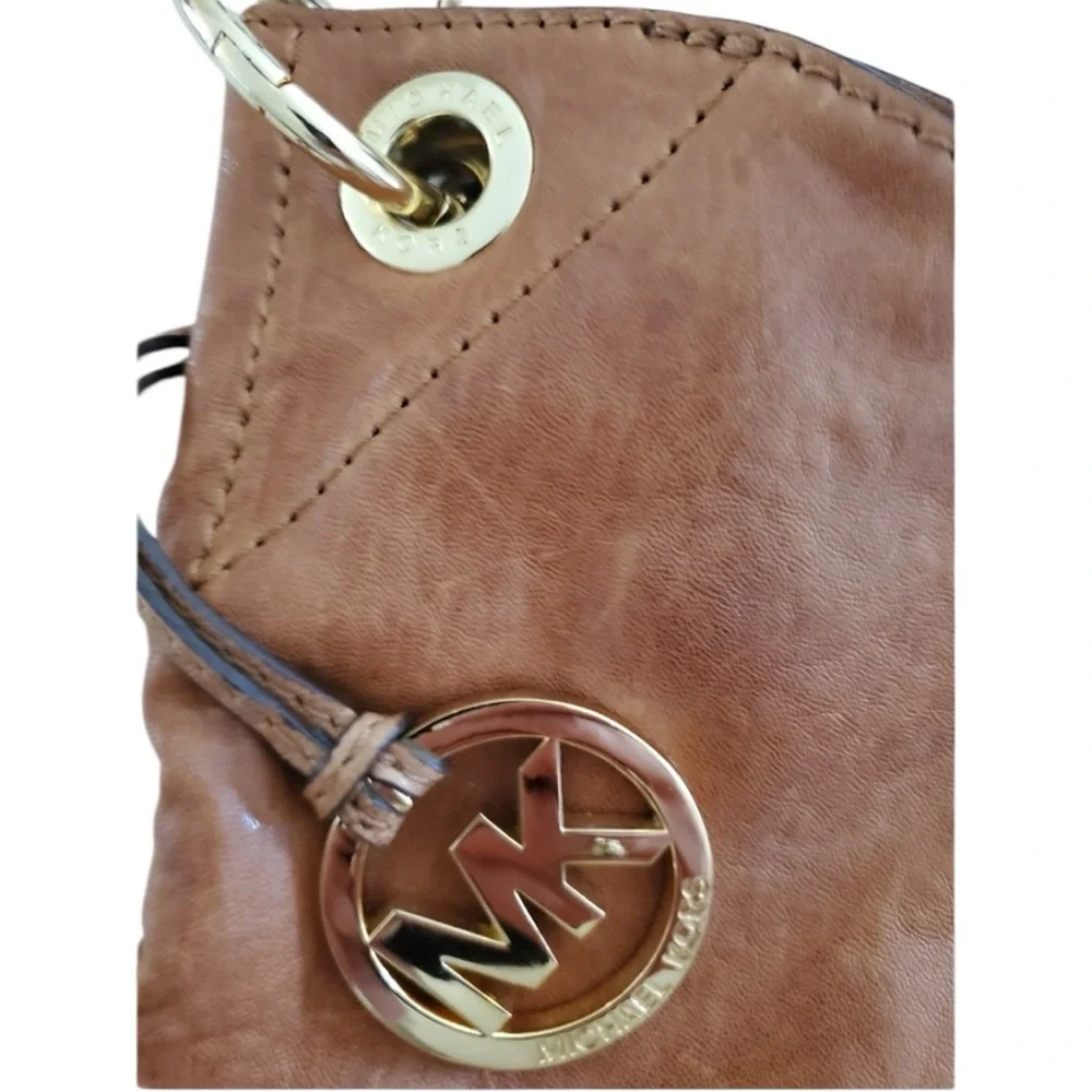 EUC Michael Kors Uptown Astor Brown Hobo Bag Boho style gold hardware - Picture 9 of 13